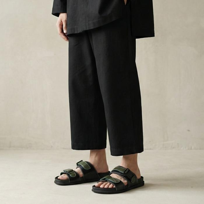 Jull Studio Casablanca - Sandal Hitam Nappa Leather Original Sendal Pria Wanita Kulit Asli Nappa
