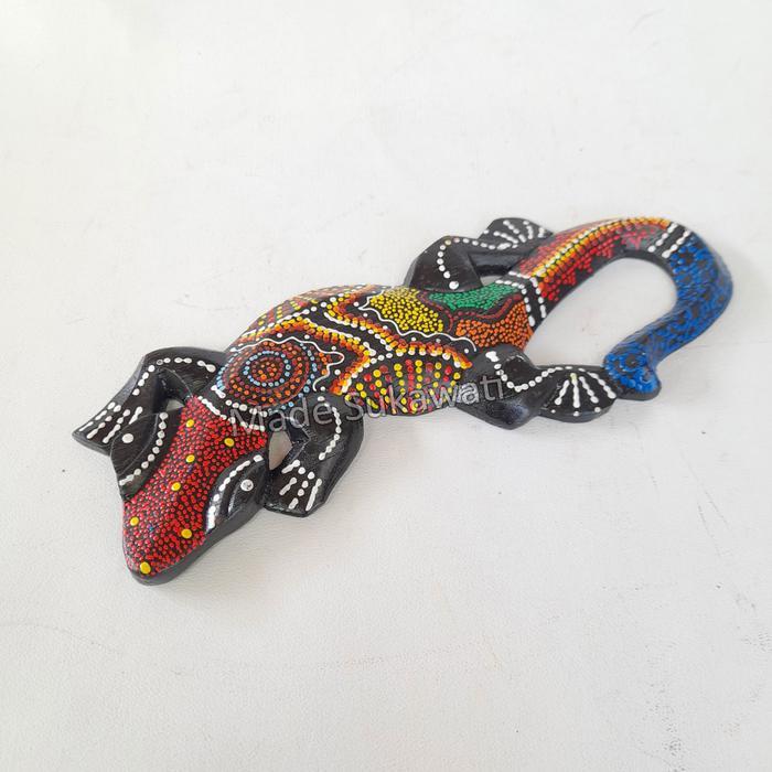 Kerajinan kayu hiasan dinding cicak tokek Gecko bali lukis tutul aborigin