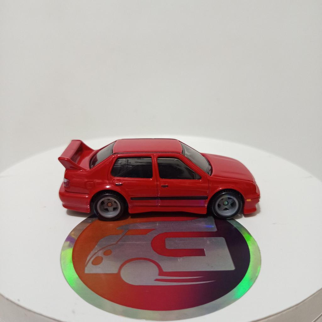 Hot Wheels Premium Volkswagen Jetta MK3 From Modern Classics Series Loose - Hotwheels