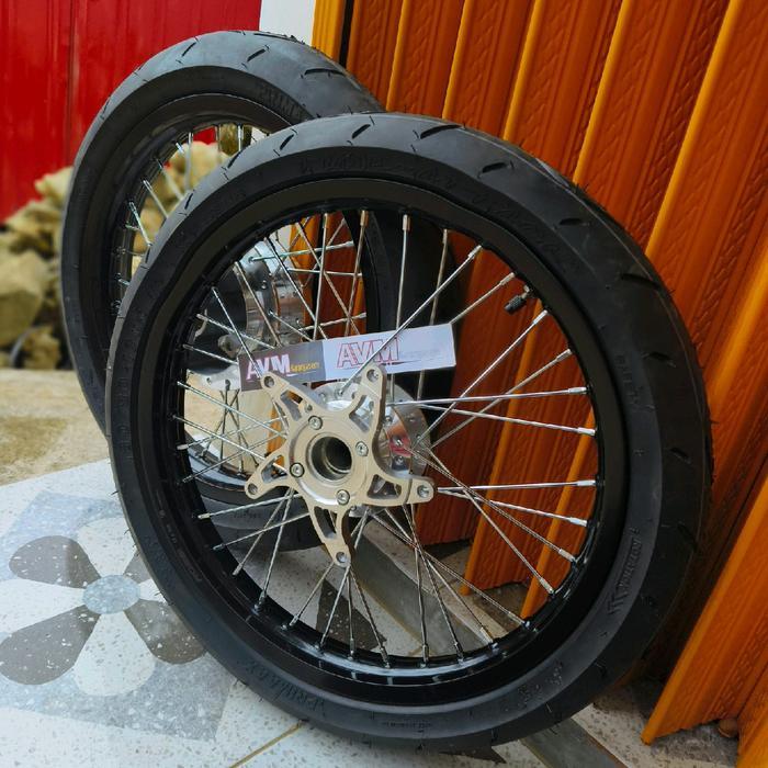 velg rossi cbr velg cb150r new velg new cb150r veleg rossi Motor cb150r tromol Crom - hitam glossy, 