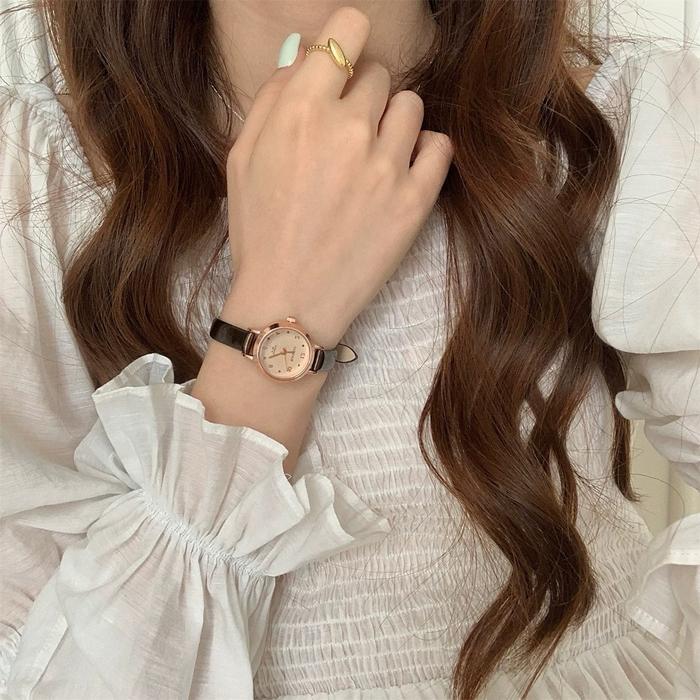 WatchNews- Jam Tangan Wanita Fashion Barsh Angka Tali Kulit Jam Analog Kecil Gaya Korea Barsh Ca057