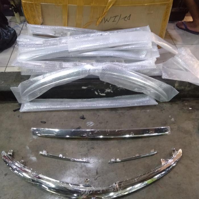 grill. chrome krom vios limo gen 3 .set depan belakang sma kumis