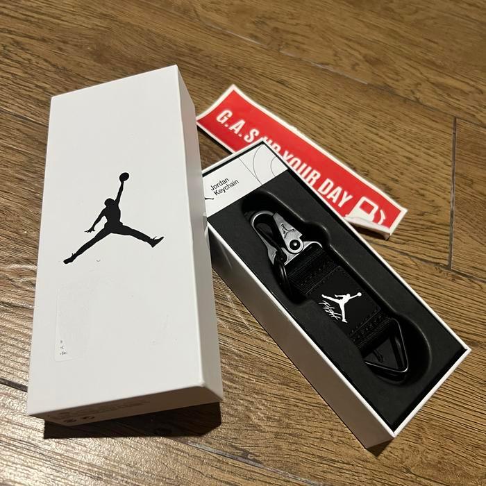 JORDAN KEYCHAIN JAM FLIGHT BLACK