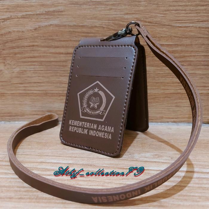 Tempat Id Card Kulit Lipat Kemenag
