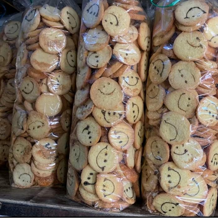 Bolu Smile Bolu Kering 1 kg