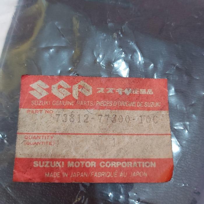 Panel cover tutup box dashboard kiri Suzuki carry St100 Original newww