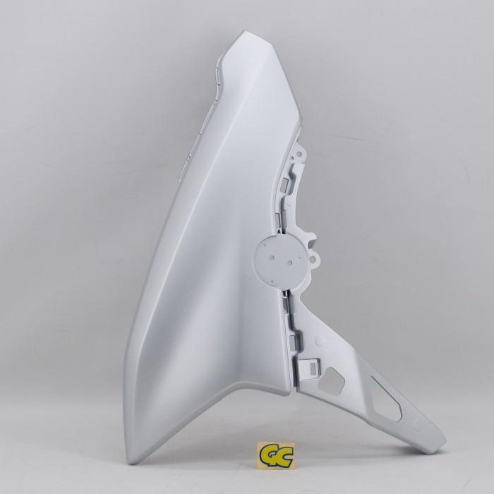 Cover Sayap Depan Kiri Yamaha Gear Mat Silver B3W-F835U-00-P4