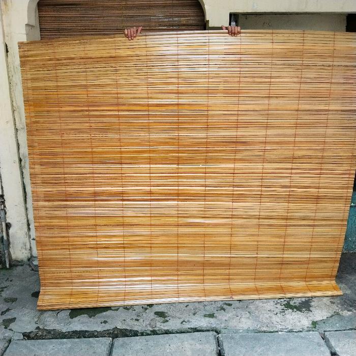 Tirai Sawit Plitur Ukuran L 100 cm x T 300 cm dengan Tali Penggulung Krey Bambu Warna Coklat
