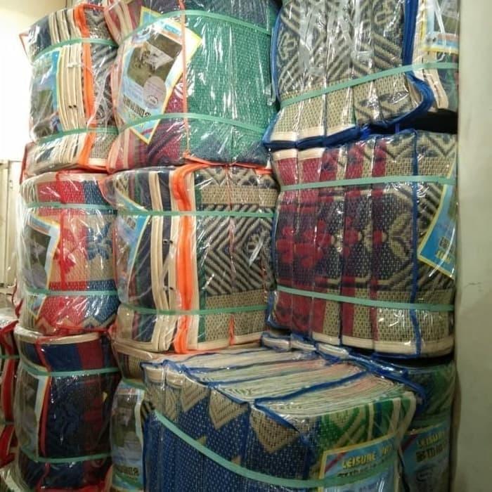 Tikar Piknik Lipat 2x3 / Tikar Leisure Mat 2x3 / Tiker Karpet lisermat Tikar Anyaman Lipat plastik