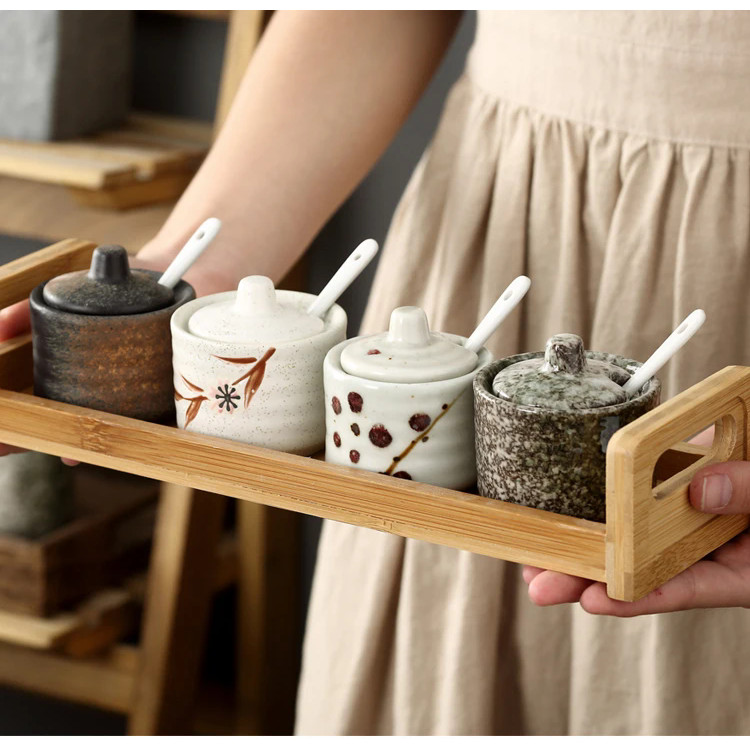 Retro Ceramic Seasoning Jars Salt and Pepper Shakers Kitchen Spice Tools Spice Organizer Jars