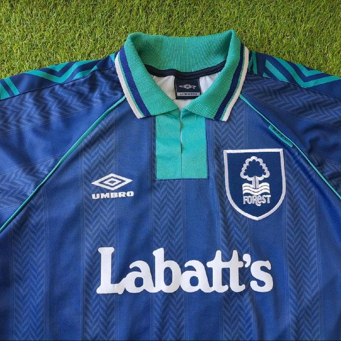 Jersey Retro Nottingham Forrest 1993/95 Away Size Lengkap S-7XL Blokecore Vintage Classic