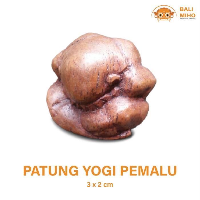 patung yogi/patung orang malu/patung orang nutup muka kayu