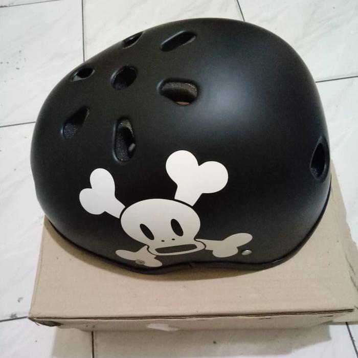 HELM SEPEDA DEWASA MOTIF TENGKORAK MERAH MARUN UKURAN XXL DAN XL