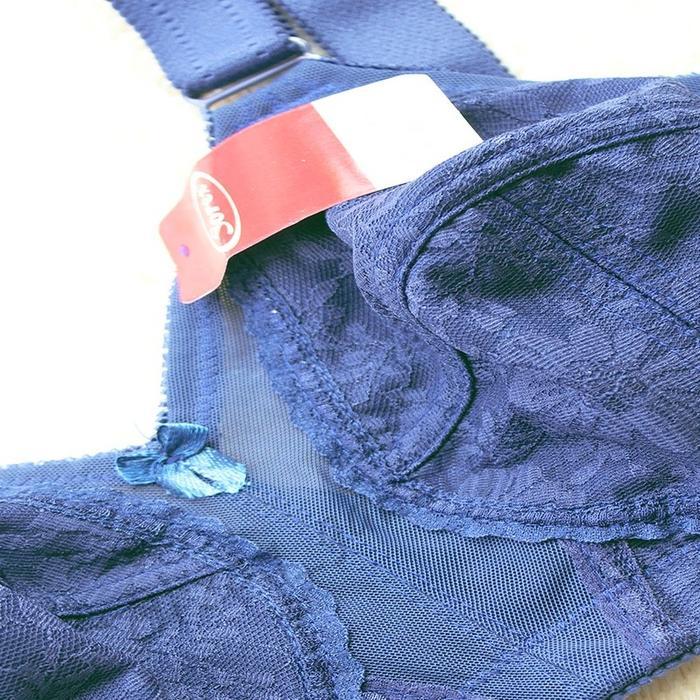 Sorex Bra Jumbo Wanita Classic Brokat 02001 - Bh Tanpa Busa Tanpa Kawat Cup Besar Kancing 3 Ukuran