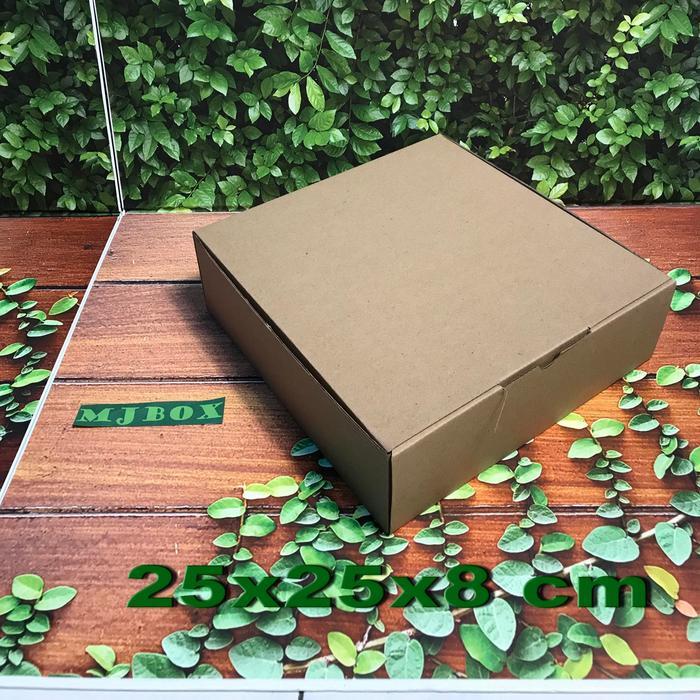 Kardus karton uk. 25x25x8 cm...die cut box kotak Souvenir -dll
