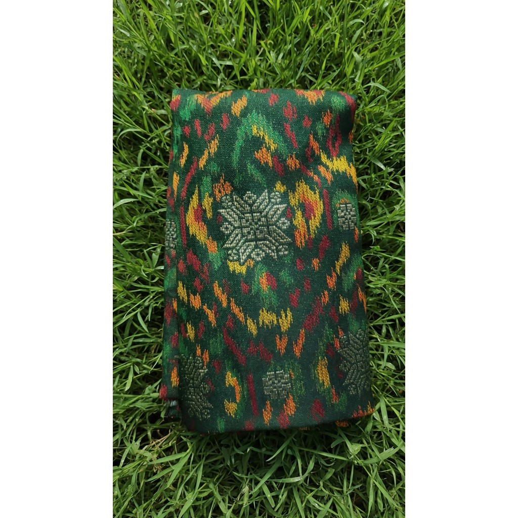 Kain Tenun Endek Bali Hijau Botol / Motif Bunga Bintang Kombinasi