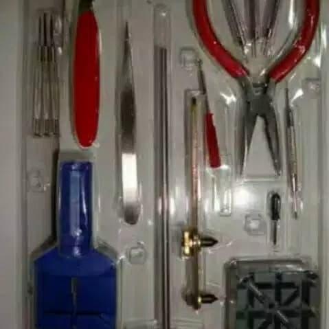 Satu Set Alat Servis Jam Tangan/ALAT SERVIS JAM TANGAN