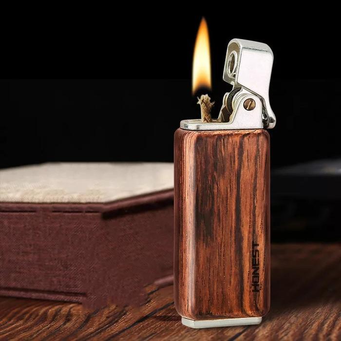 Vintage Korek api sumbu Lighter Honest Original Import Material kayu