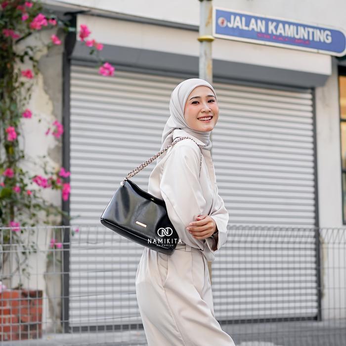 (Namikita) Ellena Slingbag - Free Goodiebag Tas Selempang & Bahu Wanita Tbk
