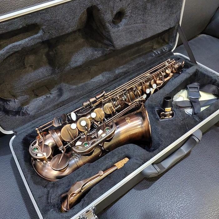 Alto Saxophone Knight Antique Red Jbas-242
