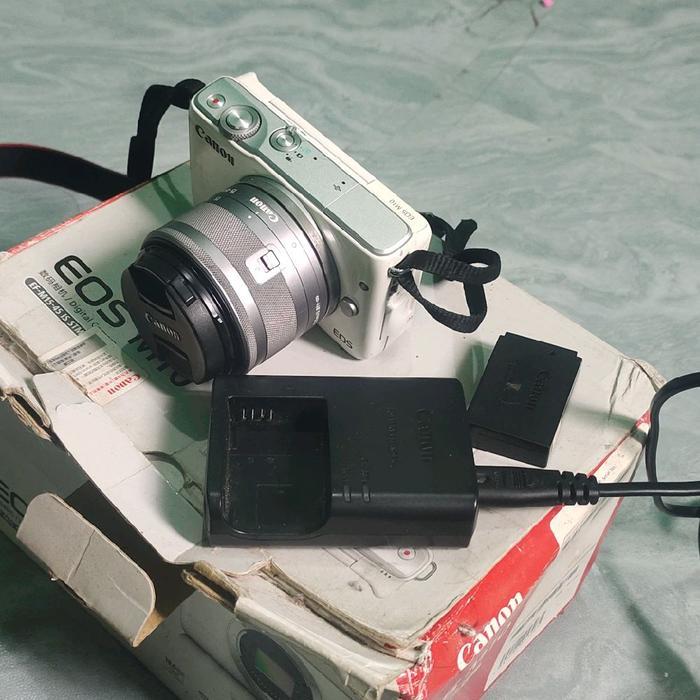 kamera Canon m10kit Camera Mirrorless