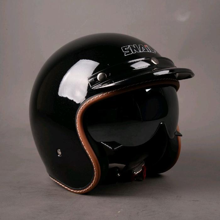 HELM SNAIL RETRO R1 - BLACK GLOSSY