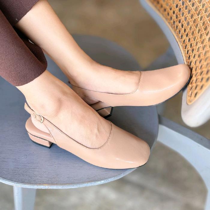 Cornelia Heels Dranatha Casual Sneakers Cewek Shoes