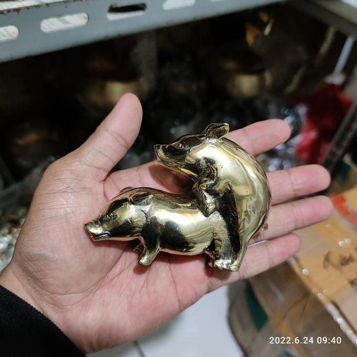 little pig gold brass patung babi kawin logam