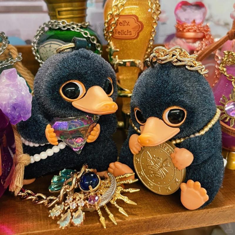 Genuine Niffler Mini Jewelry Museum Series Flocked Blind Box Kawaii Niffler Keychain Decoratio