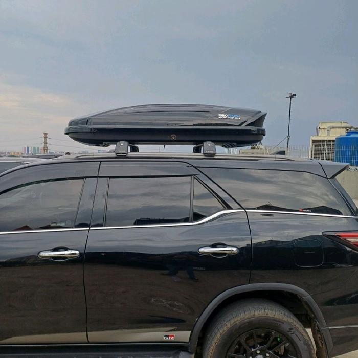paket roof box hiro dan cross bar pajero sport