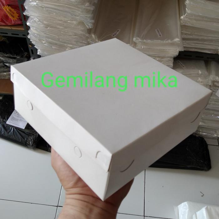 ID BOX NASI KOTAK 20X20 PUTIH POLOS MURAH