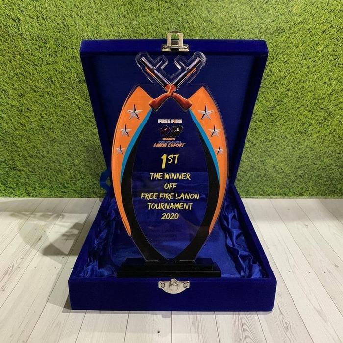 Piala Free Fire Plakat Medali Tropi Hadian Lomba Esport (Include Box) Tbk