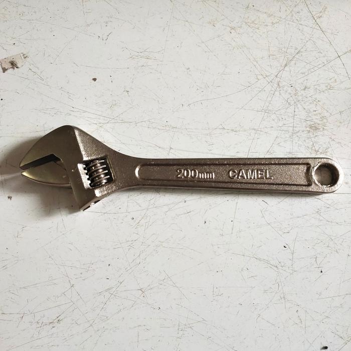 Kunci Inggris 8" Camel / Camel Kunci Inggris 8"