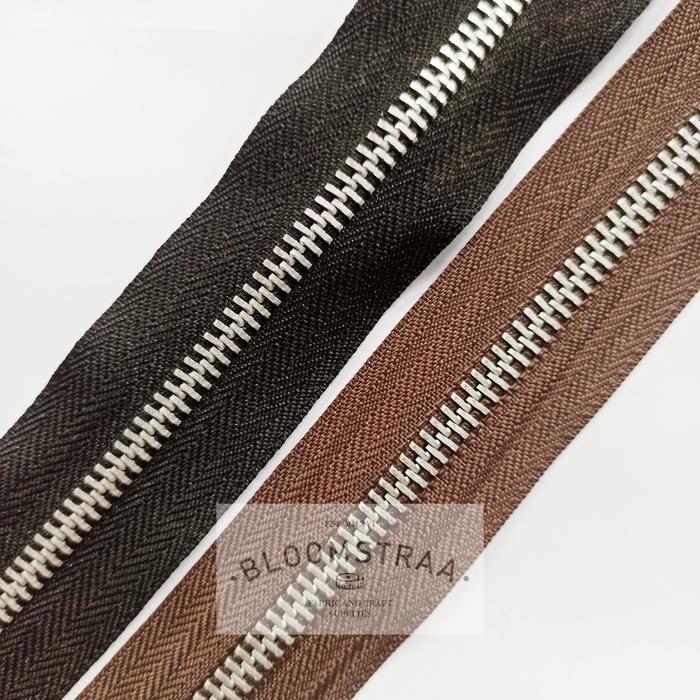 Metal Zipper Besi AMCO Hitam - Silver Resleting Besi AMCO Seleting