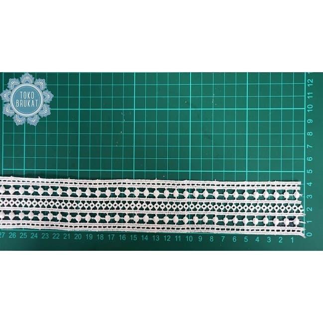 Kain Renda Bordir Giper - Bunga Kecil - 13572 (L :-/+ 4 cm)