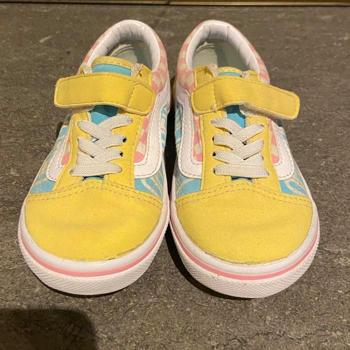 Sepatu Vans anak bekas