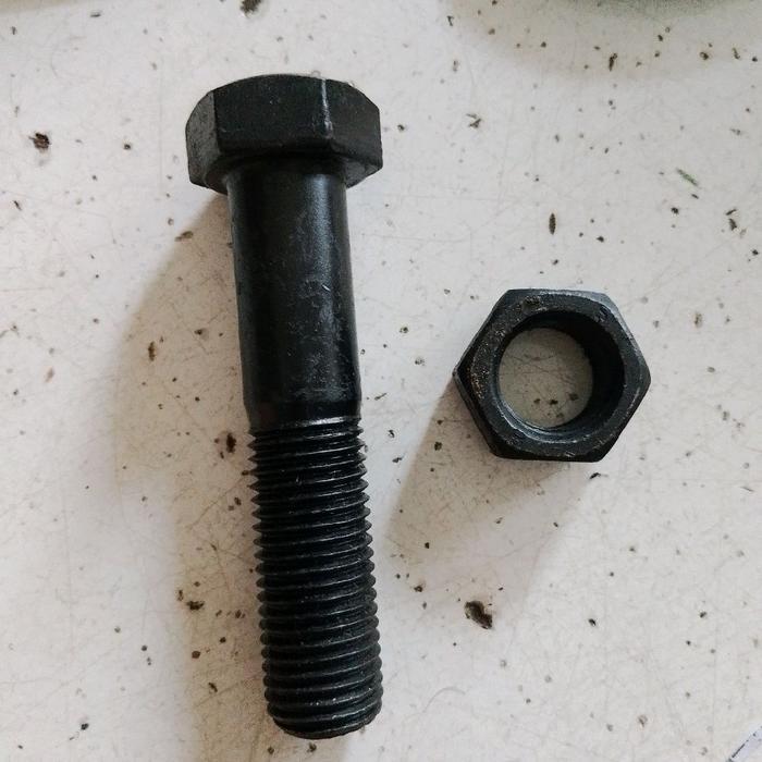 Baut +mur baja ht, m22x100, kunci 32