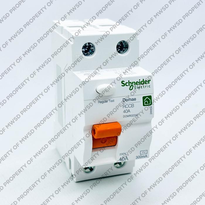 Schneider Rccb Elcb Domae 2P 40A 300Ma Ac 6Ka Domr02240 Putih Kabel Pengaman Jaringan Listrik