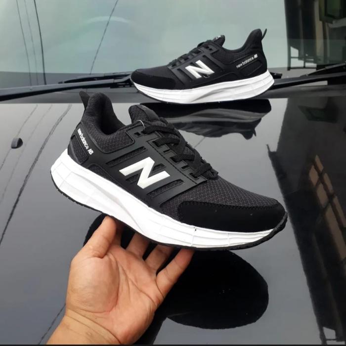 Premium Sepatu Anak Laki-Laki Sekolah Nike Air Hitam Free Box Size 33-37 Original
