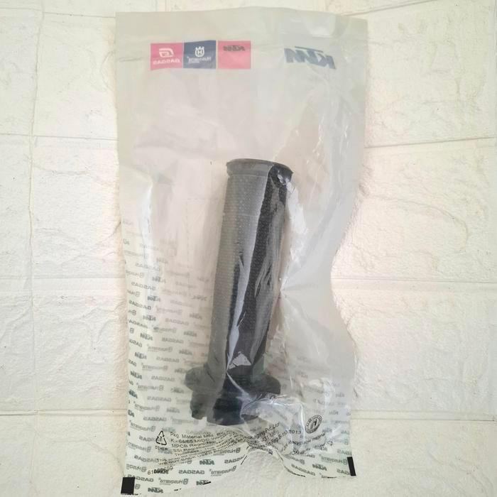 HAND GRIP GAS KANAN KTM DUKE RC 200 250 390 ORIGINAL KTM HANDGRIP KANAN DUKE RC 200 250 390