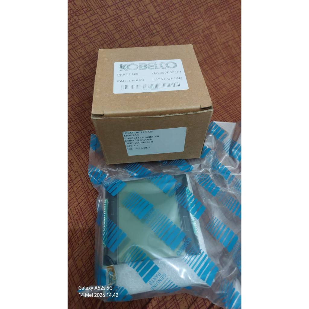 LCD SK200 - 8 - LCD  SK200-8