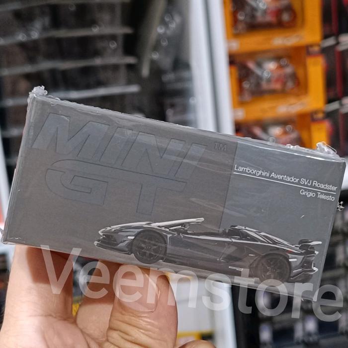 Diecast 1:64 Lamborghini Aventador SVJ Roadster MGT425
