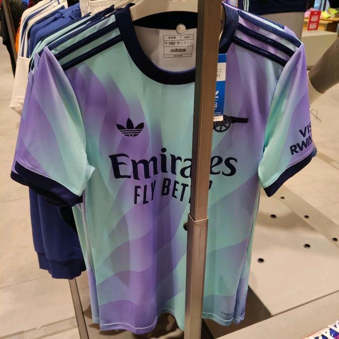 Celana bola adidas Arsenal Human Race collection Original limited stok