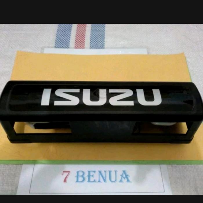 LAMPU PLAT NOMOR BELAKANG ISUZU PANTHER LAMA-ROYAL-HI GRADE-SPORTY