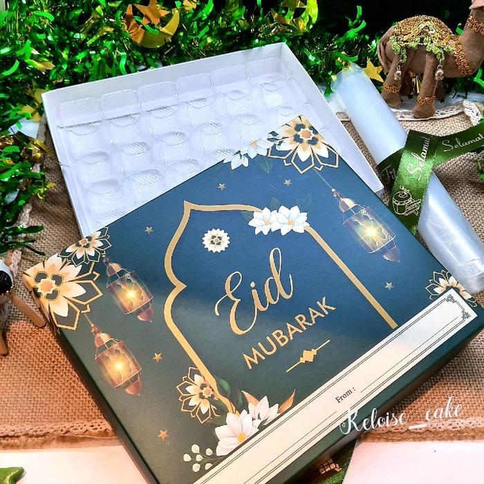 Box /Dus Nastar Sekat 20/30 Hole Idul Fitri + Paperbag Idul Fitri Terbaik