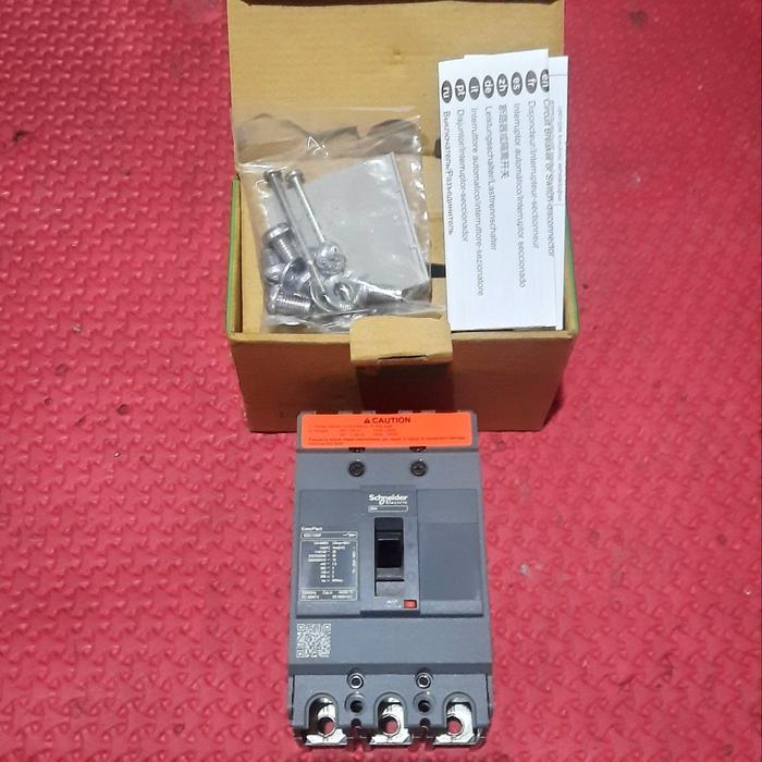 Mccb Circuit Breaker Schneider Ezc100F3060 60A Baru