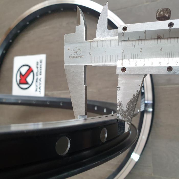 Rim / Velg 20" 36H Araya FB20 Black