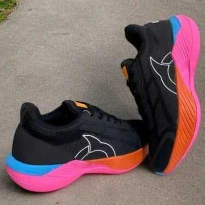 ORTUSEIGHT SEPATU RUNNING HG 2.0PUTIH BIRU HYPERGLIDE 2.0 HITAM / 2.0 HITAM PUTIH Lari Pria Wanita