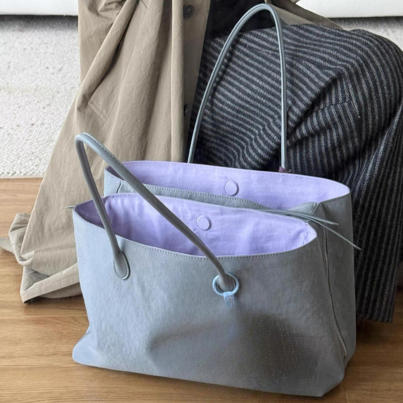 Nylon Women's Commuter Tote Bag Minimalist Large-capacity Tote Bag Ladies Multi-layer Waterproof
