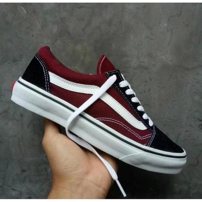 Premium (1Kg= 2 Pasang) Sepatu Vans Oldskool Hitam Maroon Navy Sepatu Pria Original